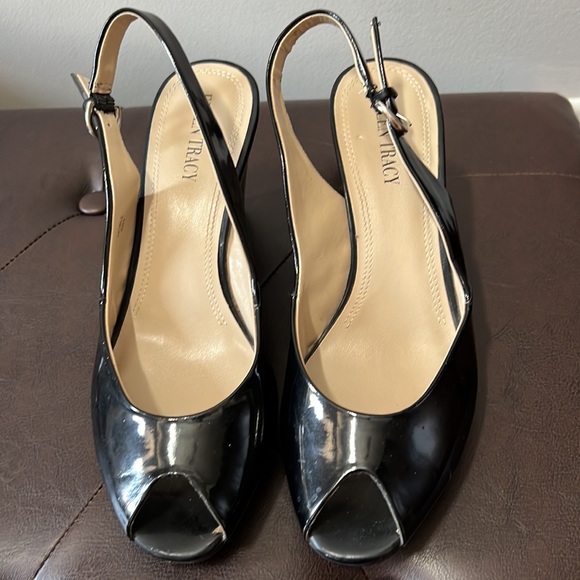 Ellen Tracy, women’s 8.5, black, wedge, open toe shoes - Picture 4 of 6